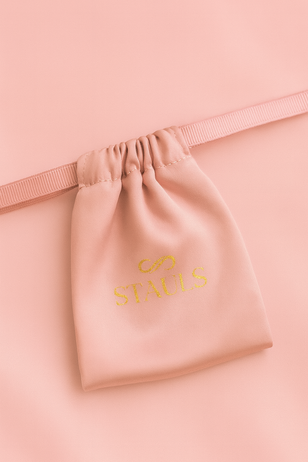 Pochette bijoux en satin